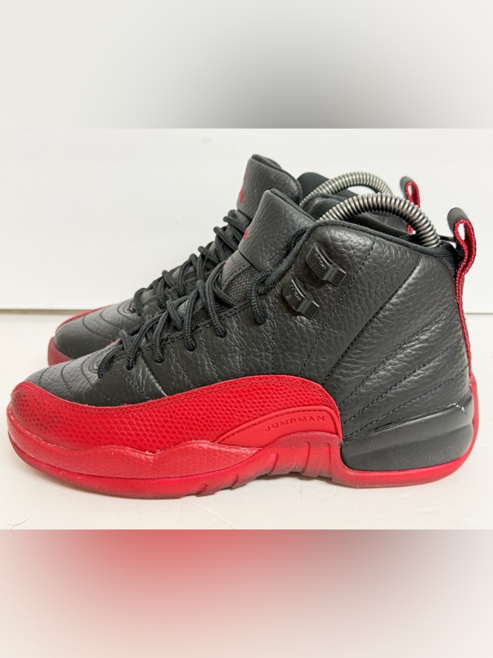 Size 4.5Y Air Jordan 12 Retro "Flu Game" (153265-002) GS